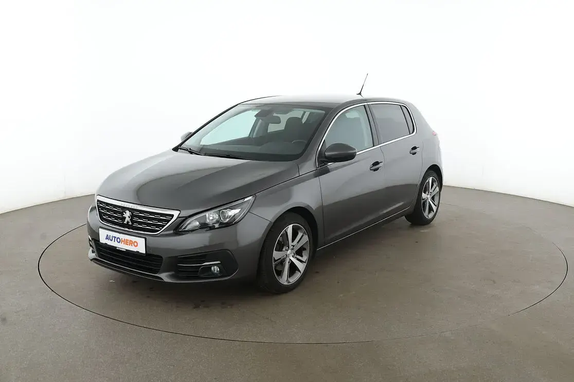 Gebraucht Peugeot 308 Allure 131 PS (96 kW) 2019 Limousine