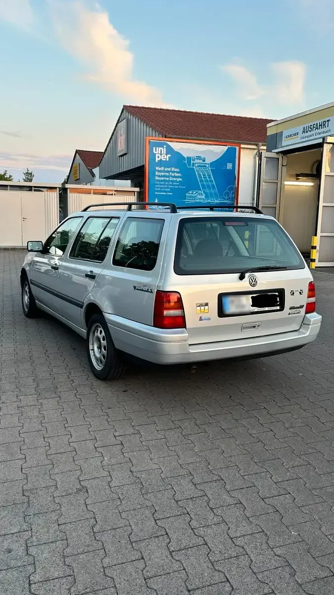 Gebraucht VW Golf III 75 PS (55 kW) 1996 Silber Kombi