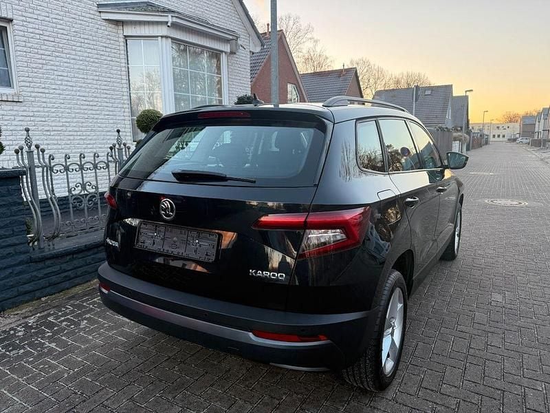 Gebraucht Skoda Karoq 116 PS (85 kW) 2019 Schwarz SUV