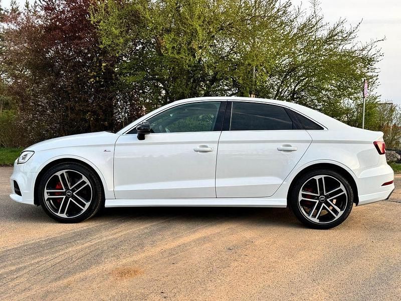 Gebraucht Audi A3 S-Line 190 PS (139 kW) 2018 Weiß Limousine