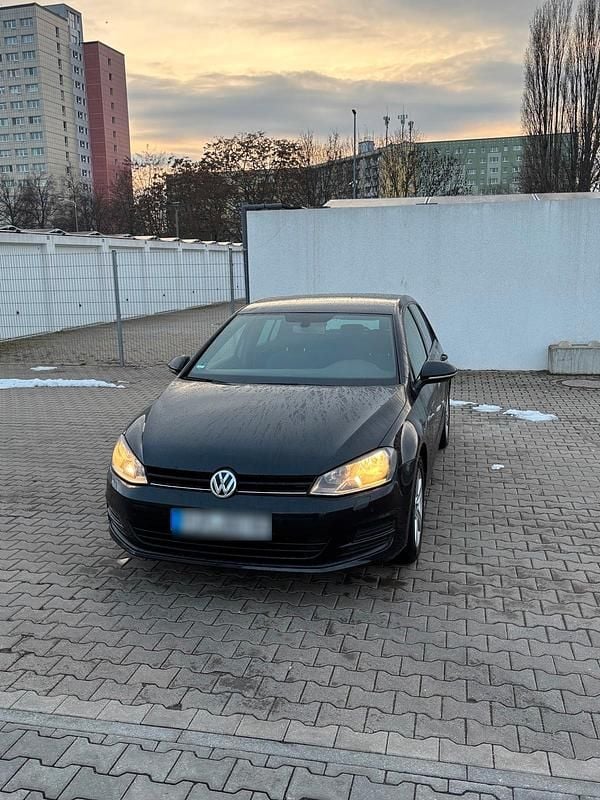 Gebraucht VW Golf VII R-line 85 PS (62 kW) 2016 Schwarz Limousine