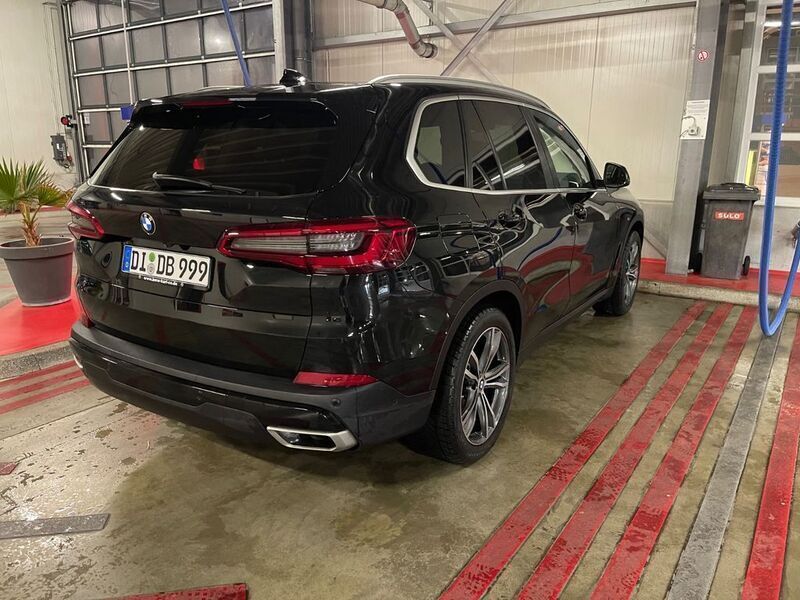Schwarz Gebraucht 2019 BMW X5 SUV | 41.500 € (Teuer) - Bild 1/4