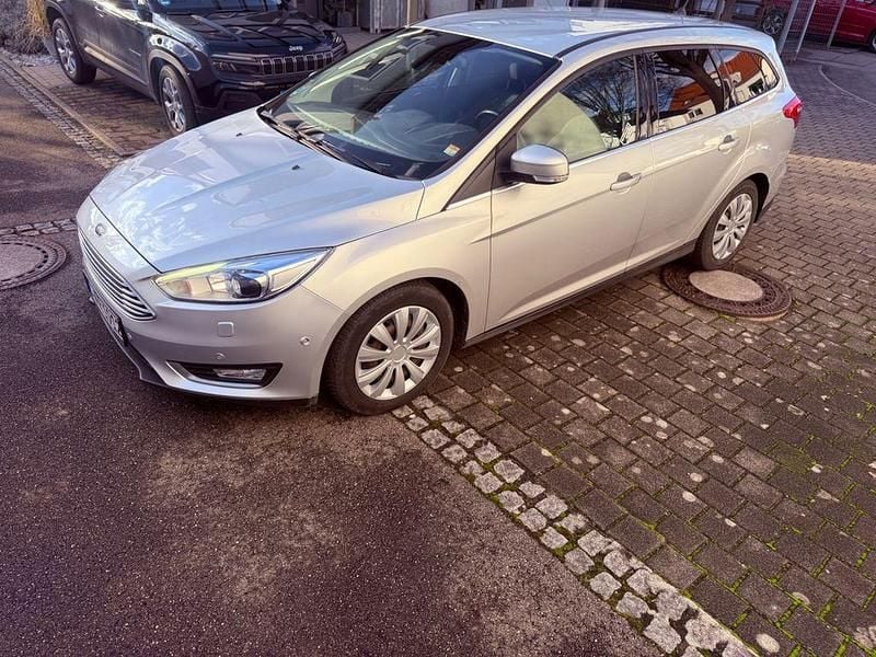 Gebraucht Ford Focus Titanium 150 PS (110 kW) 2017 Silber Limousine