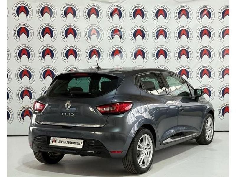 Gebraucht Renault Clio IV LIMITED 118 PS (86 kW) 2017 Grau (metallic) Kleinwagen