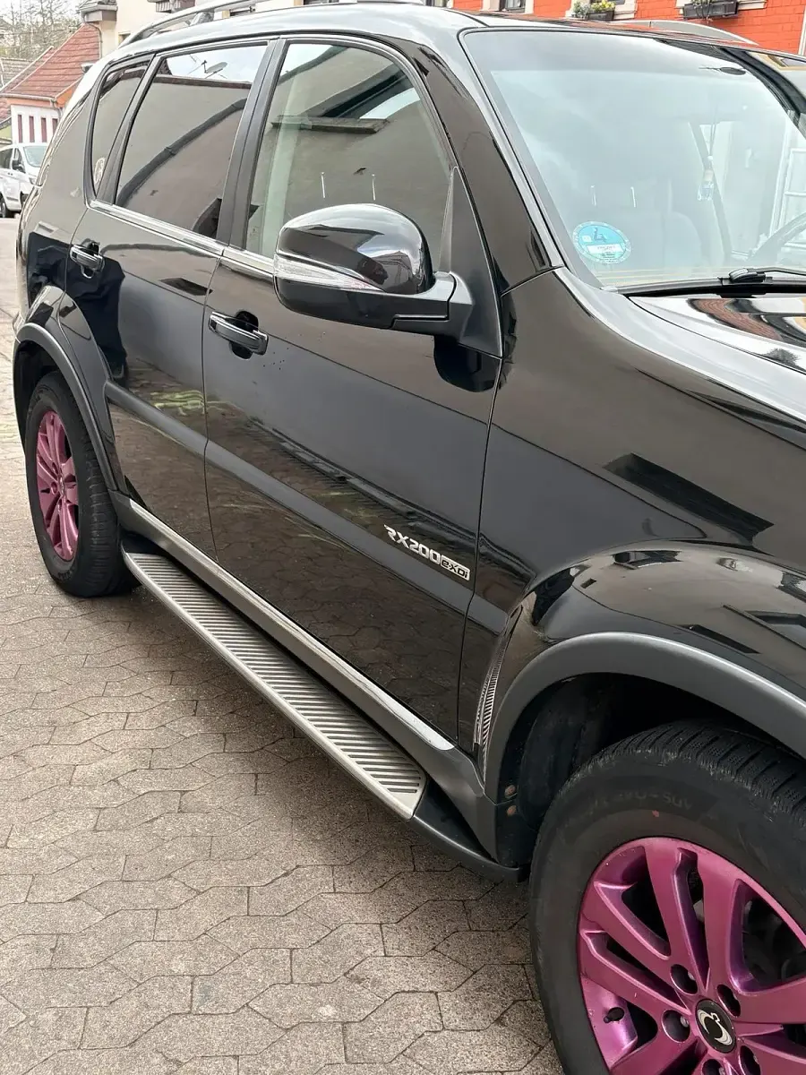 Gebraucht SsangYong Rexton 150 PS (110 kW) 2013 Schwarz SUV