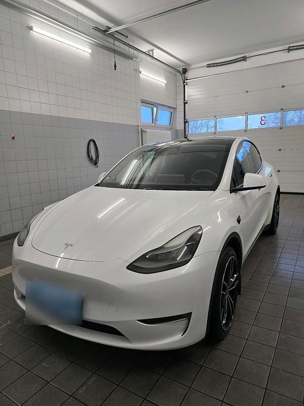 Gebraucht Tesla Model Y 378 kW (514 PS) 2023 Weiß SUV