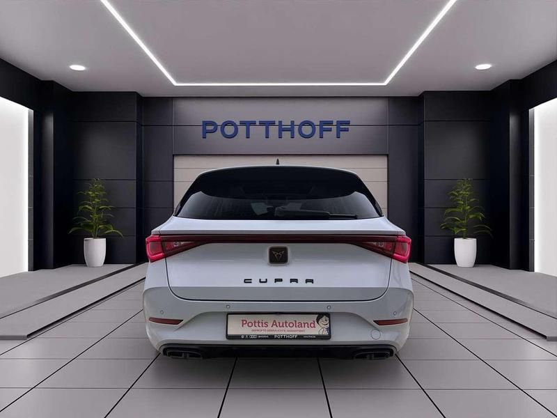 Gebraucht Cupra Leon 150 PS (110 kW) 2023 Nevada weiss metallic Limousine