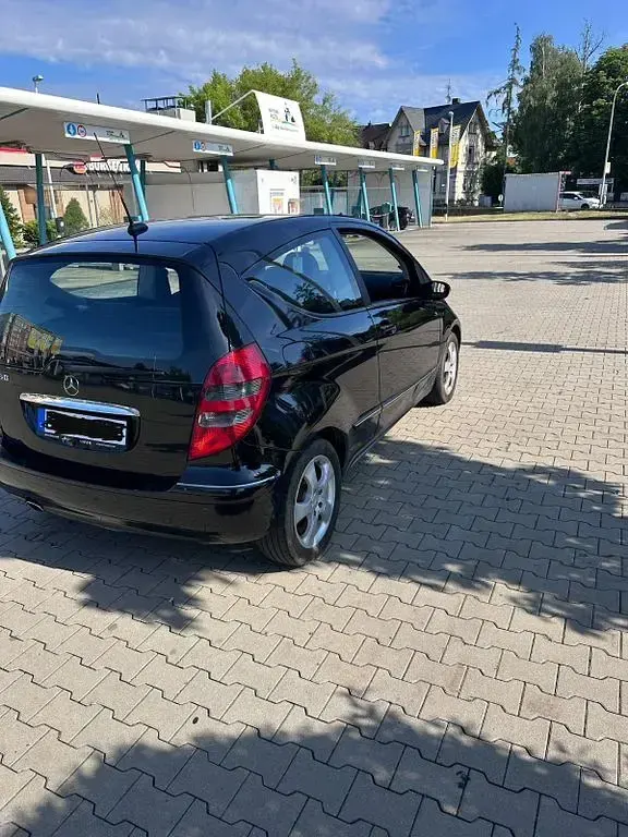 Gebraucht Mercedes A150 Elegance 95 PS (69 kW) 2005 Schwarz Limousine