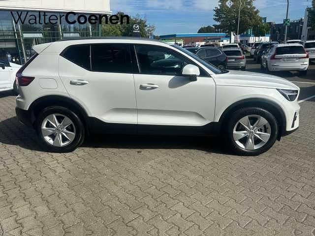 Usado Volvo XC40 120 HP (88 kW) 2025 SUV