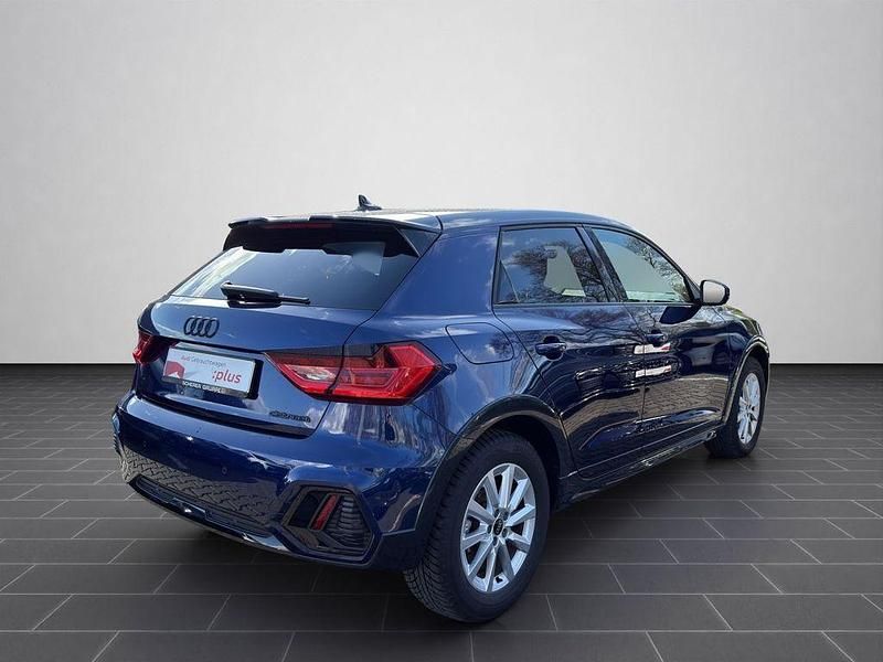 Gebraucht Audi A1 Ambiente 110 PS (80 kW) 2023 Navarrablau metallic SUV
