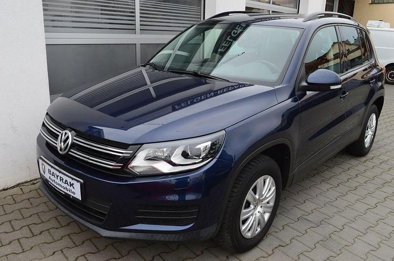 Gebraucht VW Tiguan Trendline 179 PS (131 kW) 2012 Blau SUV