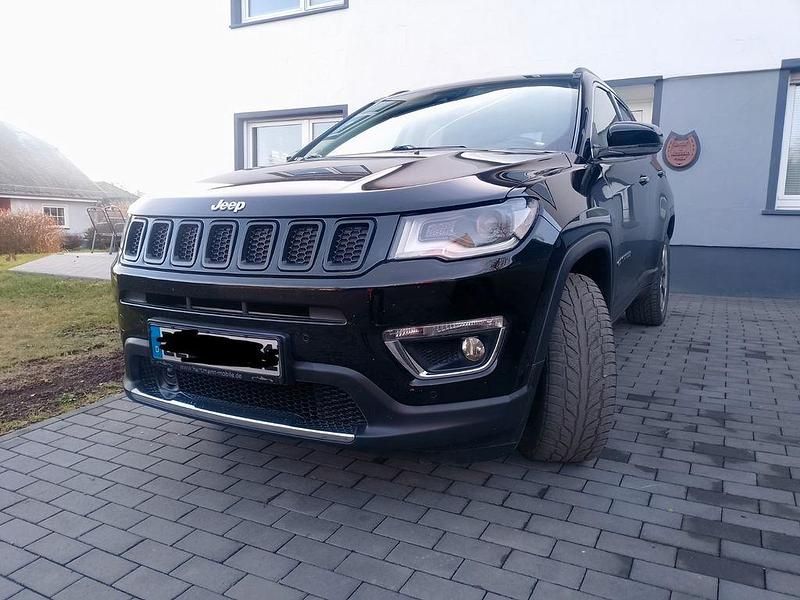 Schwarz Gebraucht 2017 Jeep Compass Limited SUV | 14.500 € (Guter Preis) - Bild 1/4