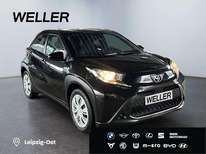 Gebraucht Toyota Aygo X Business Edition 72 PS (52 kW) 2024 Schwarz SUV