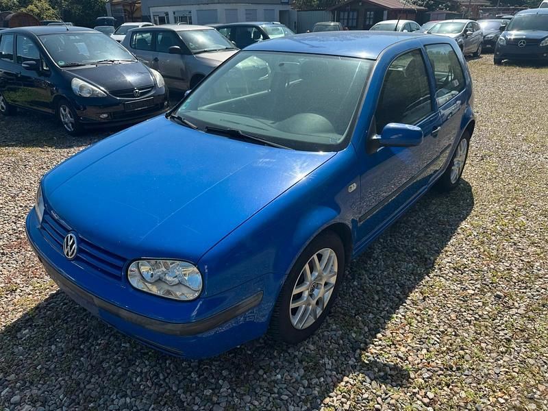 Blau Gebraucht 2001 VW Golf IV Limousine | 990 € (Guter Preis) - Bild 1/4