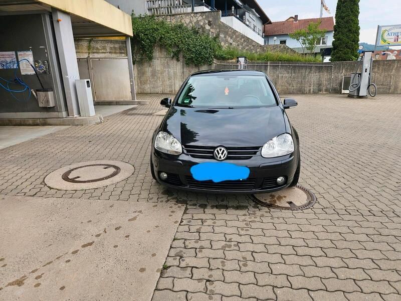 Schwarz Gebraucht 2008 VW Golf V Limousine | 2.750 € (Fairer Preis) - Bild 1/4