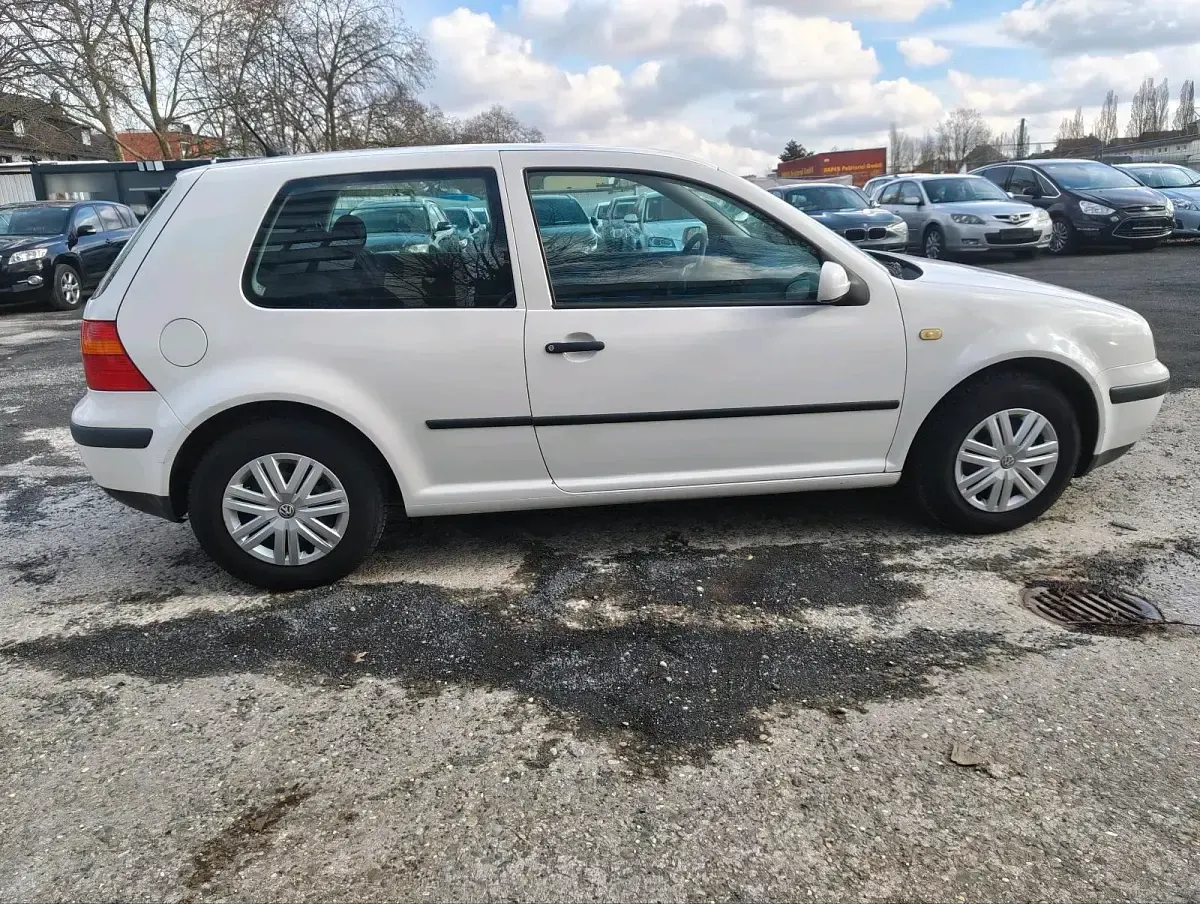 Gebraucht VW Golf IV 101 PS (74 kW) 2000 Weiß Limousine