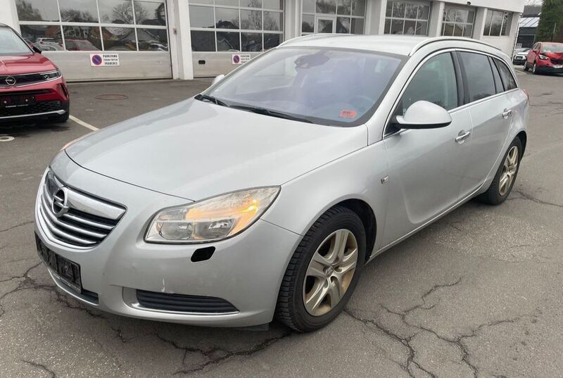 Grau Gebraucht 2009 Opel Insignia Edition Kombi | 1.650 € (Superpreis) - Bild 1/4