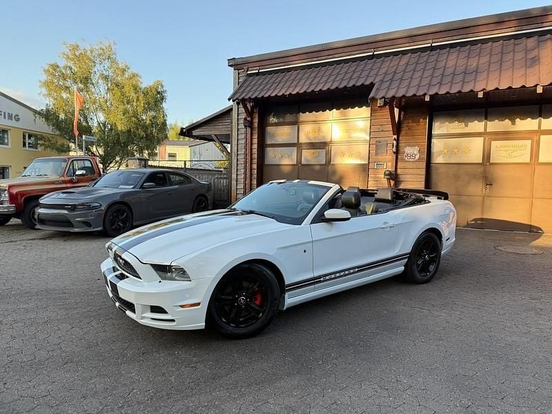 Weiß Gebraucht 2014 Ford Mustang Premium Cabrio | 19.900 € (Guter Preis) - Bild 1/4