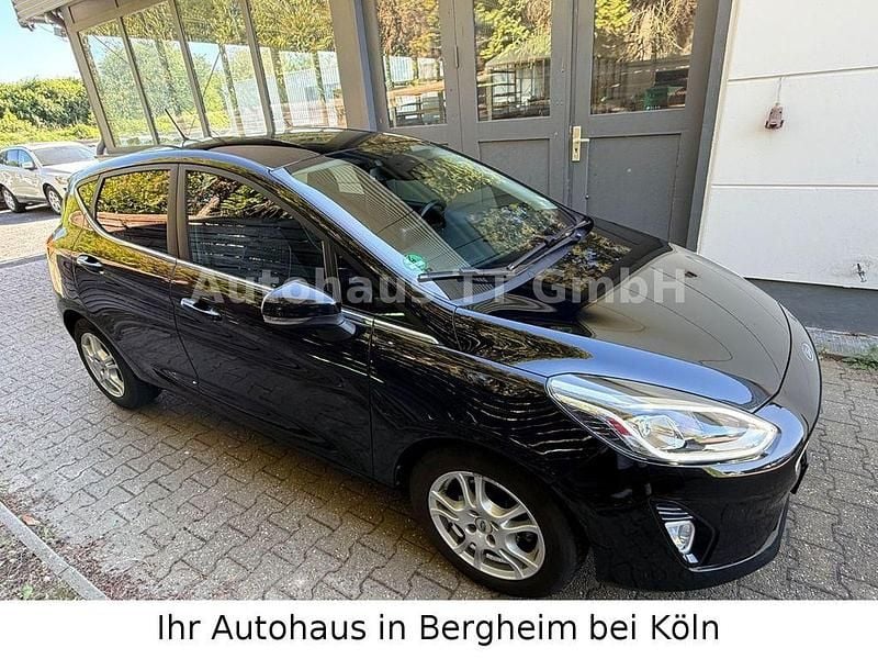 Gebraucht Ford Fiesta Titanium 101 PS (74 kW) 2017 Schwarz Kleinwagen