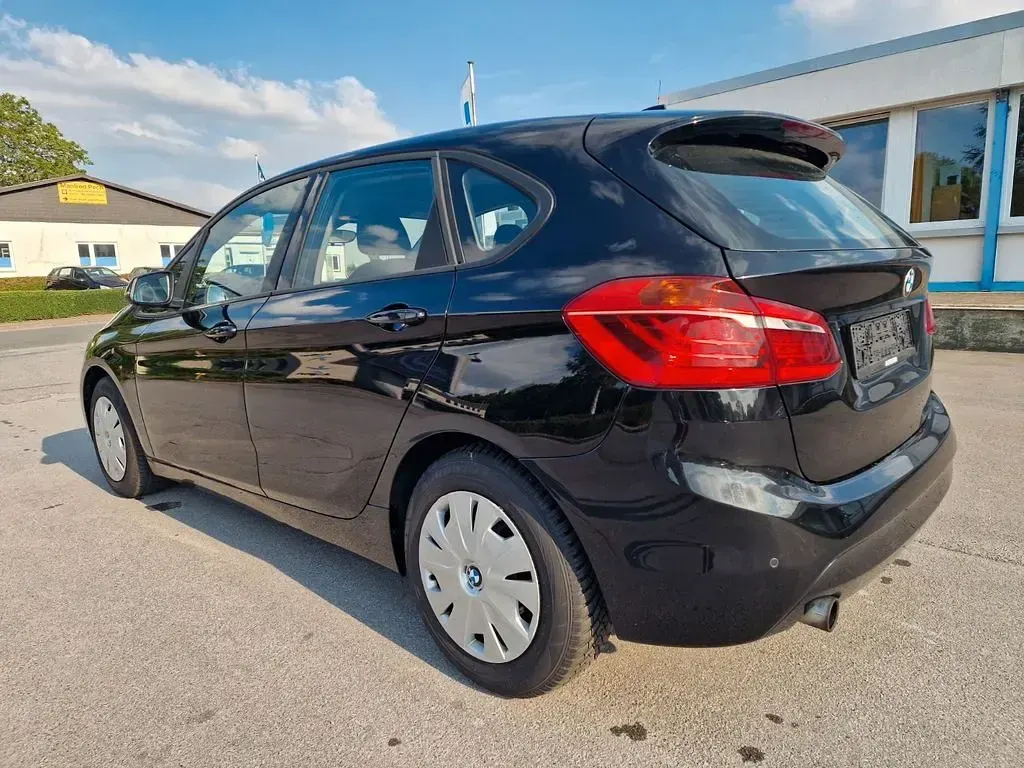 Gebraucht BMW 218 Active Tourer 136 PS (100 kW) 2015 Schwarz Van / Kleinbus