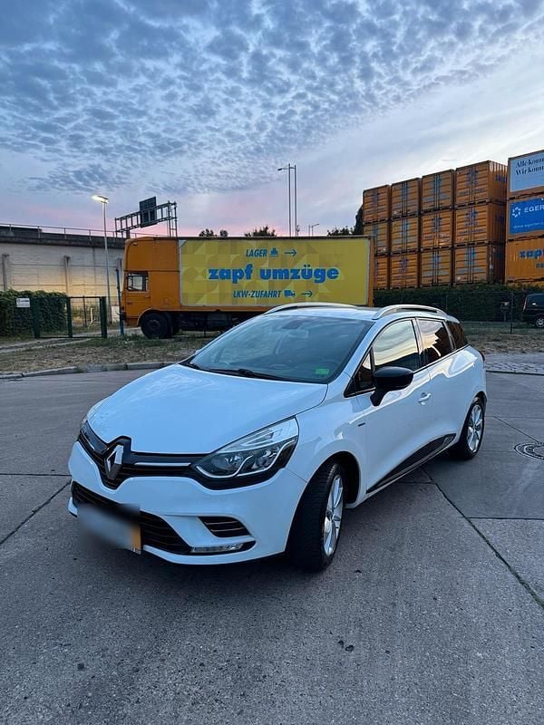 Weiß Gebraucht 2017 Renault Clio GrandTour LIMITED Kombi | 6.900 € (Guter Preis) - Bild 1/4