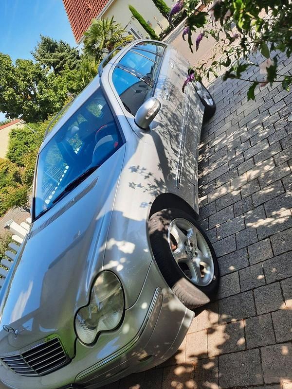 Gebraucht 2004 Mercedes C240 Avantgarde Kombi | 3.999 € (Fairer Preis) - Bild 1/4