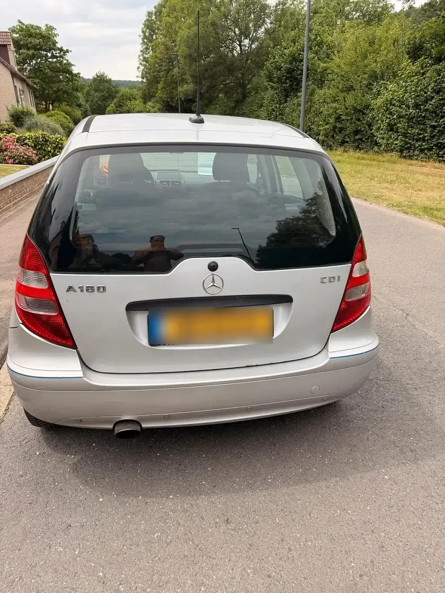 Gebraucht Mercedes A180 109 PS (80 kW) 2004 Silber Kleinwagen