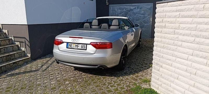Gebraucht Audi A5 Cabriolet Sport 160 PS (117 kW) 2010 Silber Cabrio