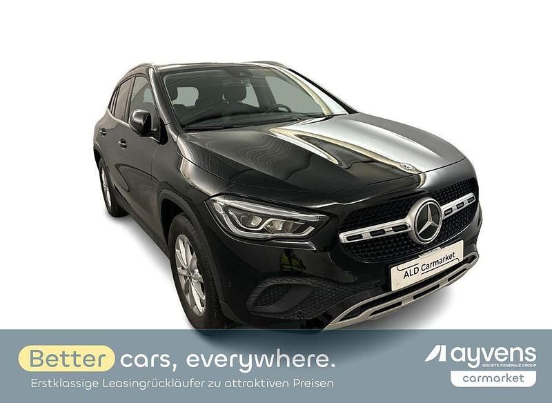 Schwarz Gebraucht 2021 Mercedes GLA200 Style SUV | 26.980 € (Superpreis) - Bild 1/4
