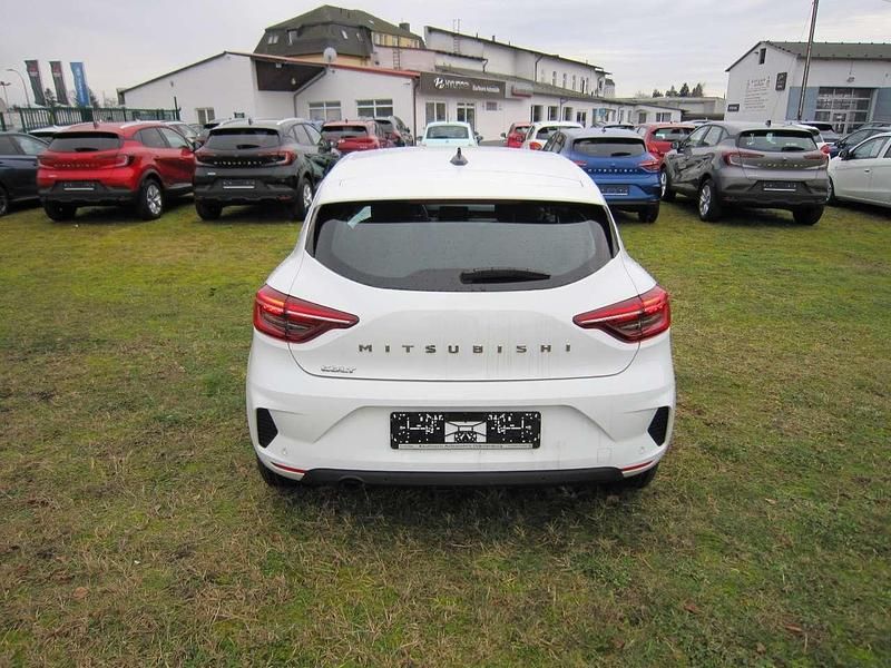 Neu Mitsubishi Colt Basis 67 PS (49 kW) 2025 Antarktisweiß Kleinwagen