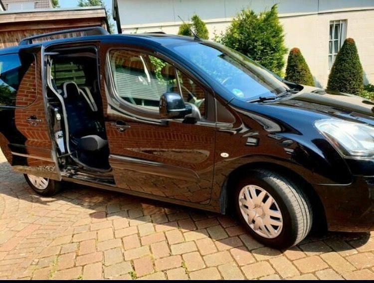 Gebraucht Citroën Berlingo 94 PS (69 kW) 2012 Schwarz Van / Kleinbus