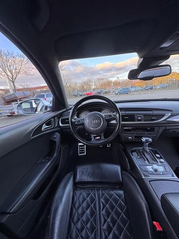 Gebraucht Audi S6 Premium 420 PS (308 kW) 2014 Blau Kombi