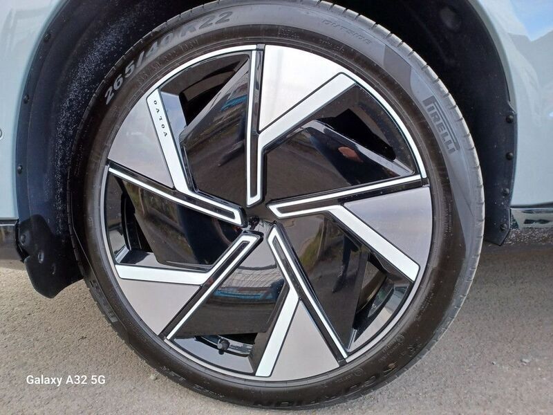 Neu Volvo EX90 Performance 380 kW (517 PS) 2025 Grau SUV