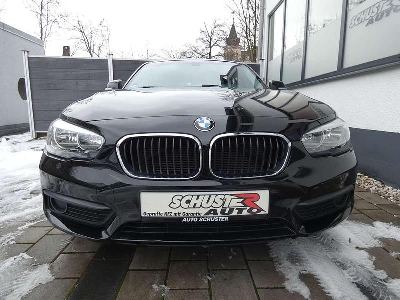 Schwarz Gebraucht 2018 BMW 118 Kleinwagen | 13.555 € (Fairer Preis) - Bild 1/4