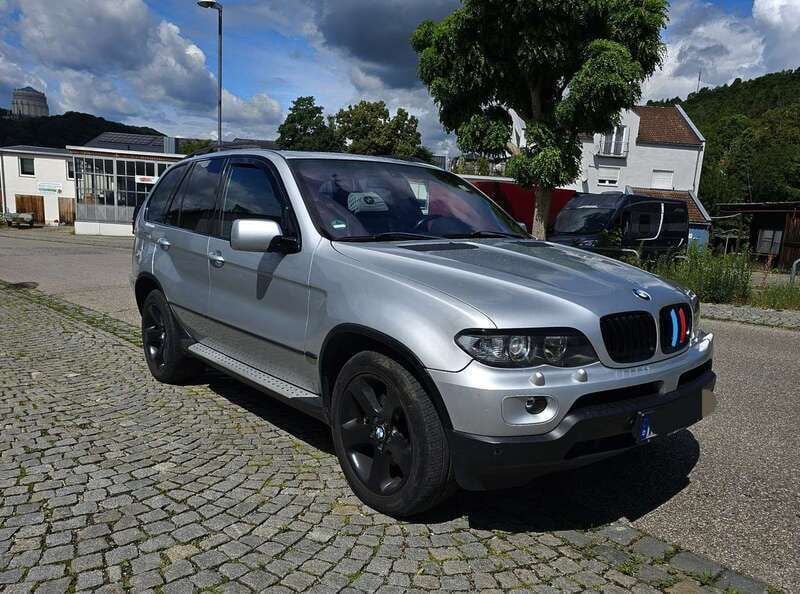 Silber Gebraucht 2005 BMW X5 Exclusive SUV | 5.850 € (Fairer Preis) - Bild 1/4