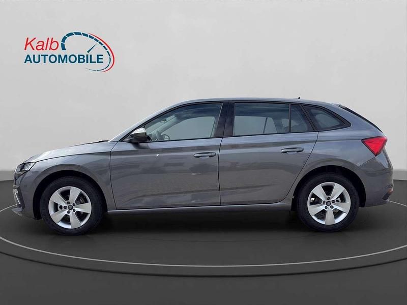 Neu Skoda Scala Selection 95 PS (69 kW) 2025 Grau Kleinwagen