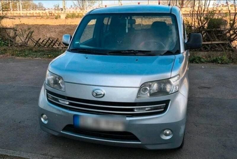 Silber Gebraucht 2008 Daihatsu Materia Van / Kleinbus | 1.799 € (Guter Preis) - Bild 1/4