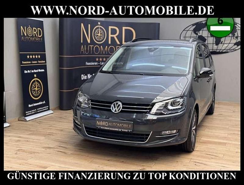 Grau Gebraucht 2021 VW Sharan Highline Van / Kleinbus | 29.900 € (Fairer Preis) - Bild 1/3