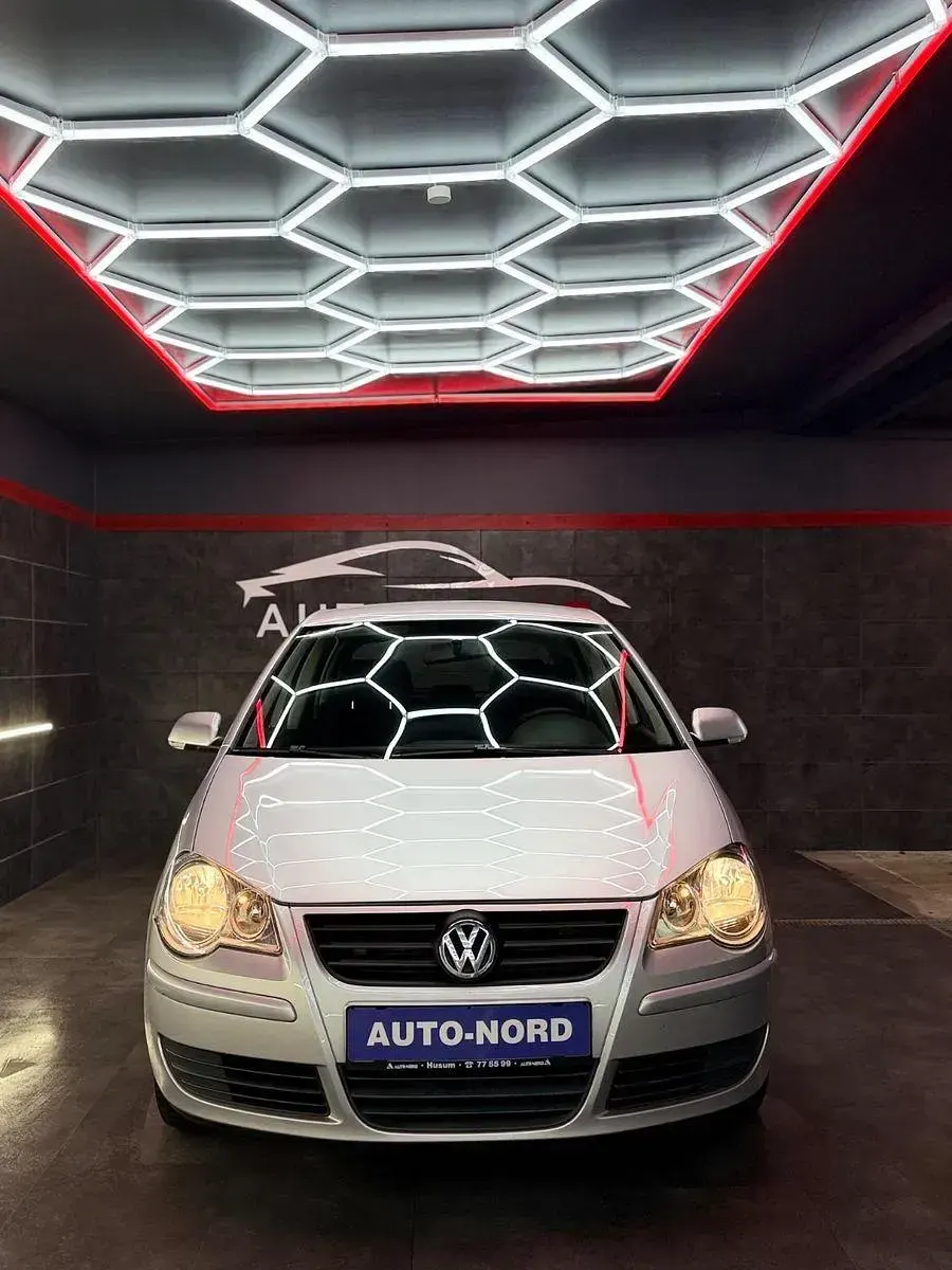 Gebraucht VW Polo Comfortline 80 PS (58 kW) 2006 Silber Kleinwagen