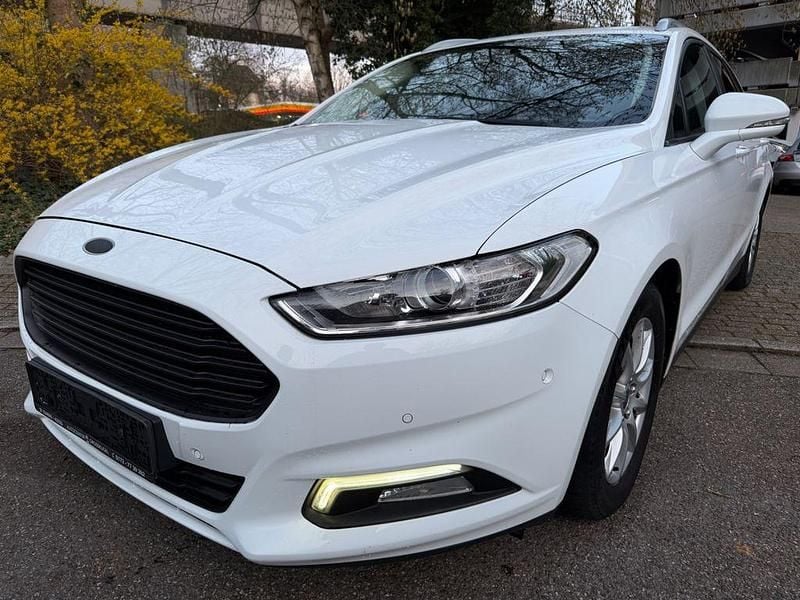 Gebraucht Ford Mondeo Business Edition 160 PS (117 kW) 2016 Weiß Limousine