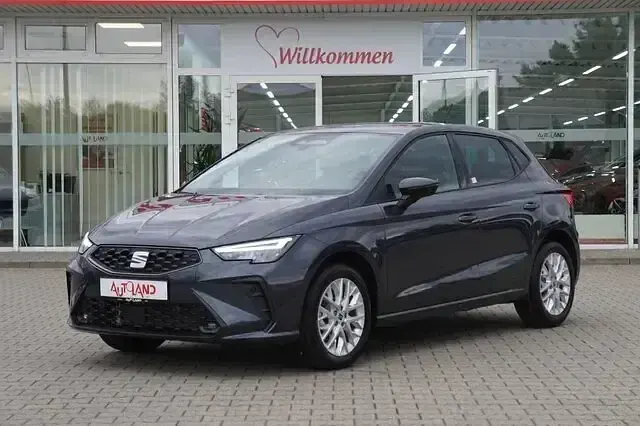 Neu Seat Ibiza FR 116 PS (85 kW) 2026 Grau Kleinwagen