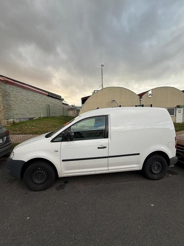 Second-hand VW Caddy 109 CP (80 kW) 2009 Alb Monovolum