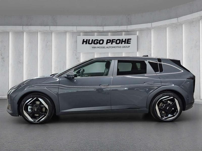 Neu Kia EV4 Earth 150 kW (204 PS) 2025 Pentametal metallic Kleinwagen