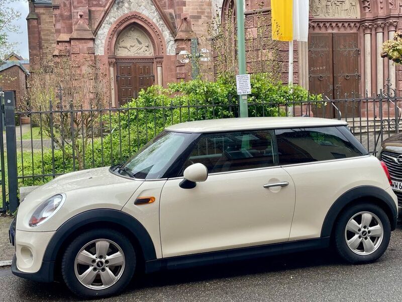 Weiß Gebraucht 2015 Mini Cooper Pepper Kleinwagen | 9.200 € - Bild 1/4