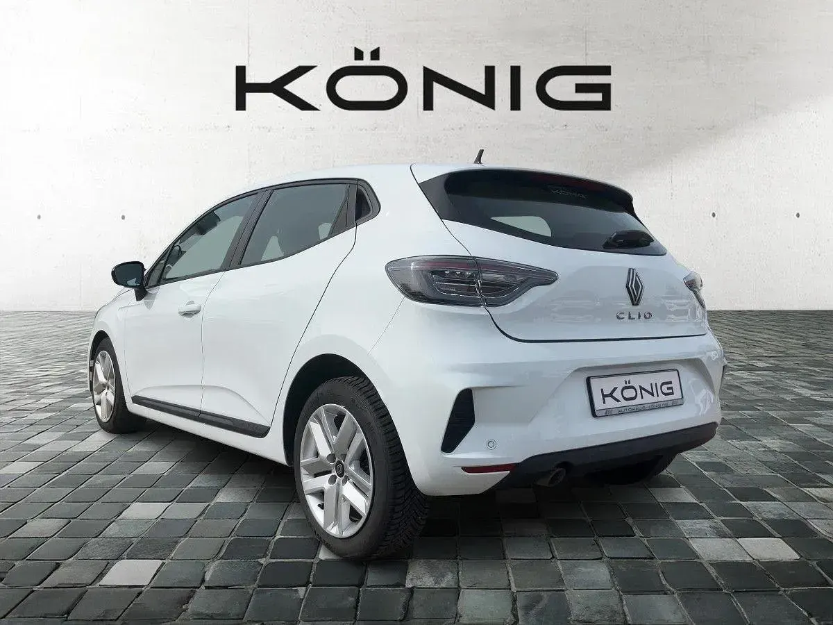 Gebraucht Renault Clio V Evolution 67 PS (49 kW) 2023 Weiß Limousine