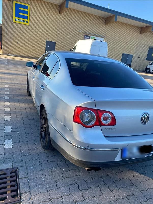 Gebraucht VW Passat 160 PS (117 kW) 2008 Silber Limousine