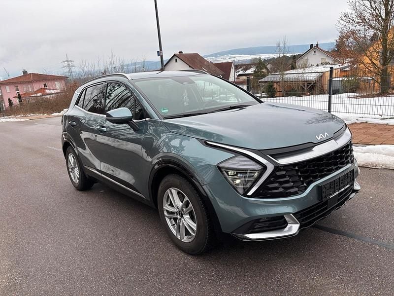 Gebraucht Kia Sportage Spirit 179 PS (131 kW) 2022 Grün SUV