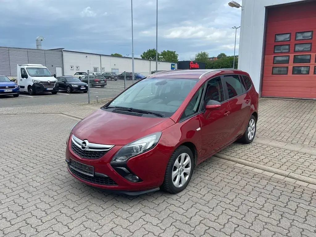 Gebraucht Opel Zafira Tourer Active 165 PS (121 kW) 2014 Rot Van / Kleinbus
