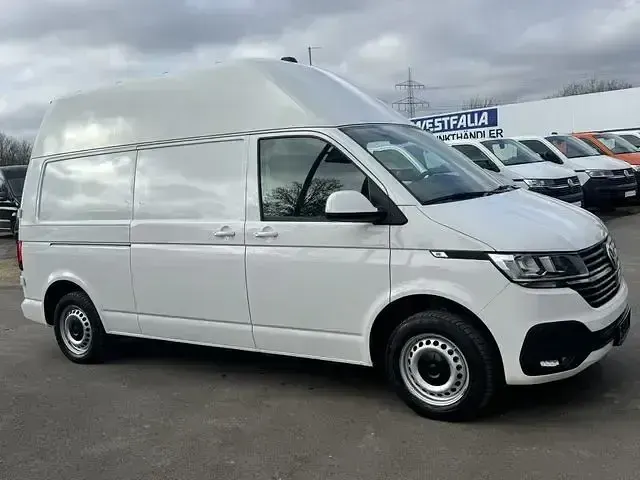 Begagnad VW Transporter 150 HK (110 kW) 2020 Vit Van