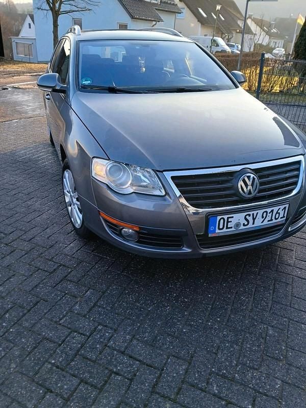 Silber Gebraucht 2007 VW Passat Kombi | 2.600 € (Fairer Preis) - Bild 1/4